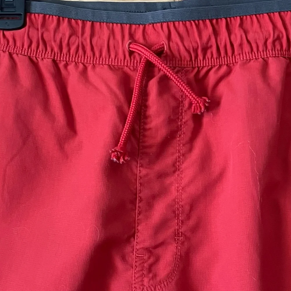 The North Face Red‎ Men’s Short Sz L/G